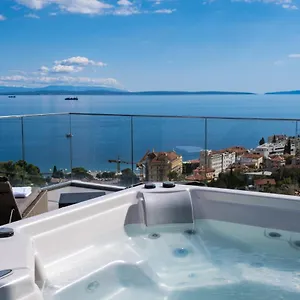 Carmen Apartment Opatija